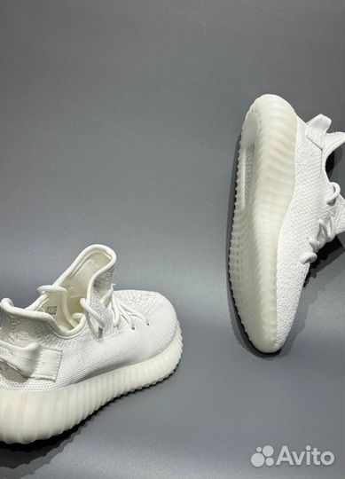 Кроссовки Yeezy Boost 350 V2 White Premium