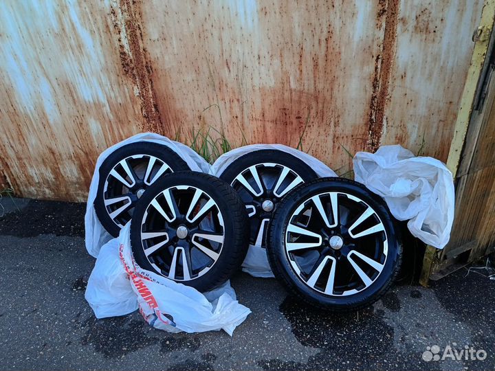 Зимняя резина 205 50 r17 Pirelli ice zero на диска