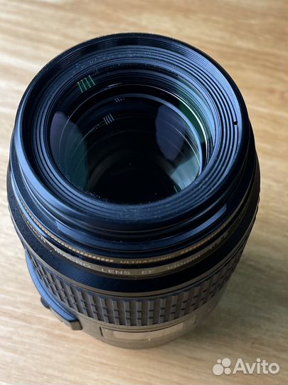 Canon EF 100mm f/2.8 Macro USM