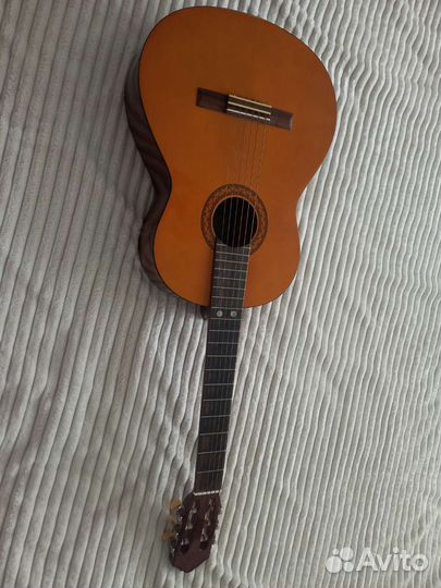 Классическая гитара yamaha CM 40