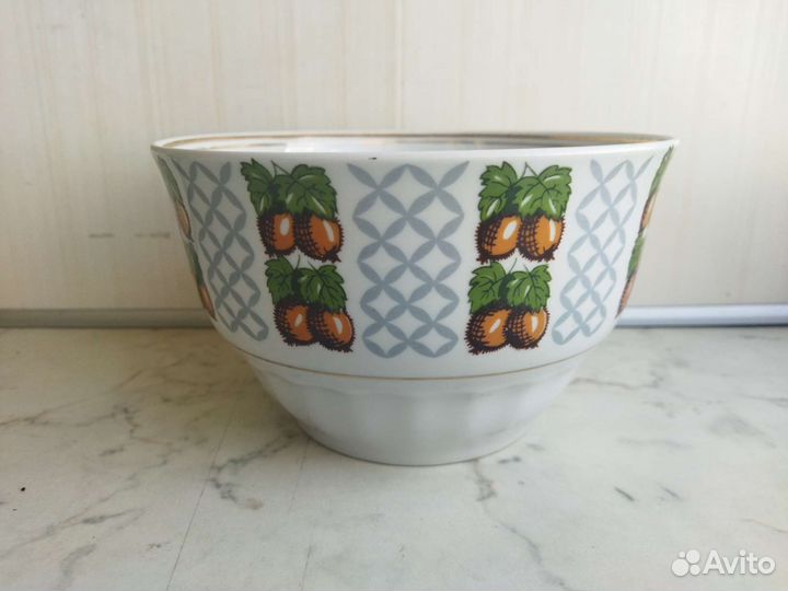 Рижский фарфор. СССР Салатница