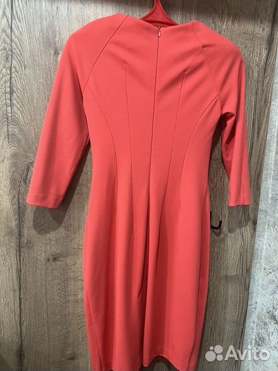 Платья женские, 1 часть, размер 44