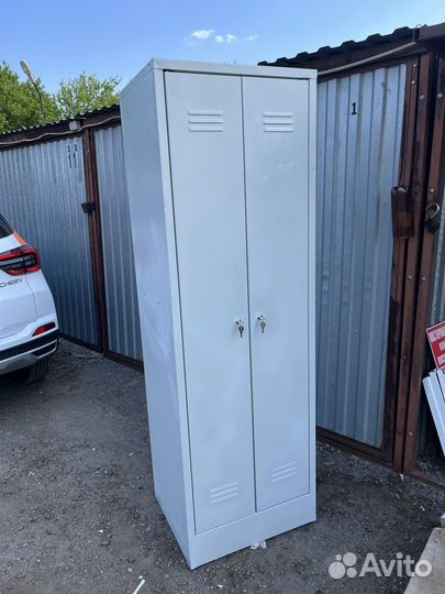 Шкаф для инвентаря