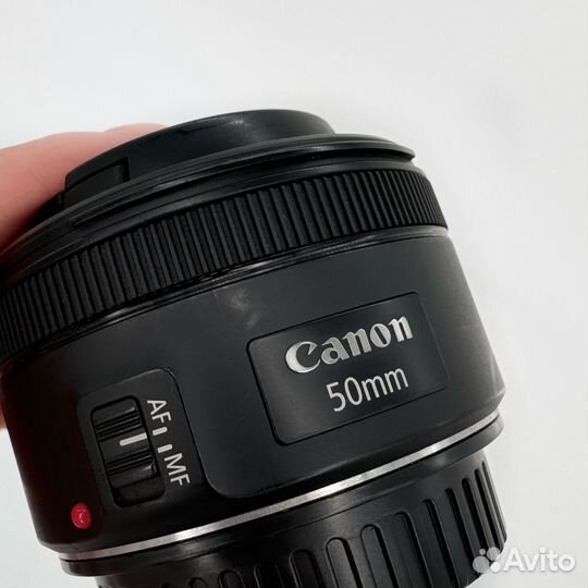 Canon EF 50mm f/1.8 STM