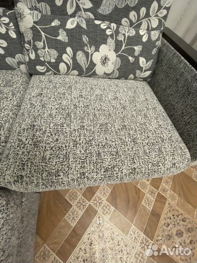 Угловой диван