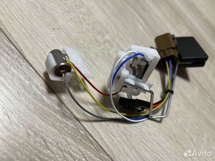 Датчик уровня топлива lacetti / gentra