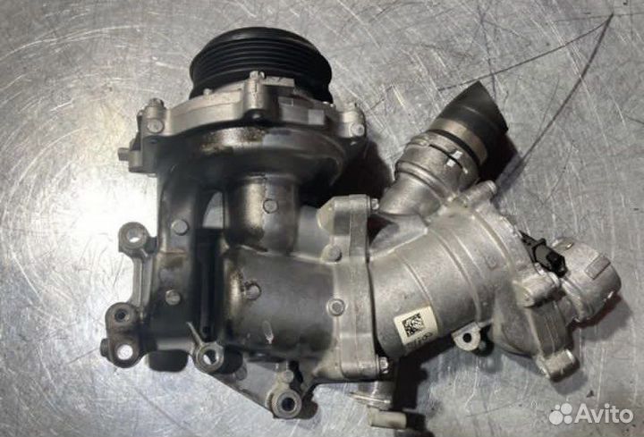 Помпа водяная Mercedes