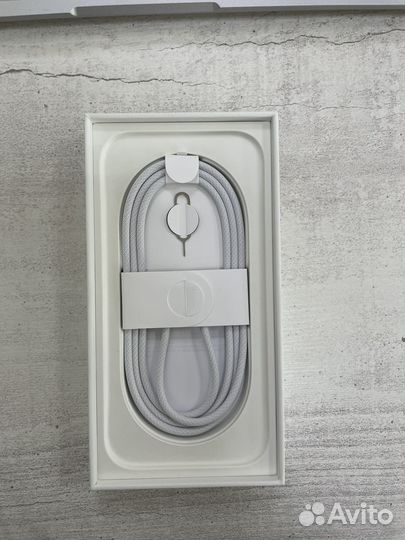 iPhone 16, 128 ГБ