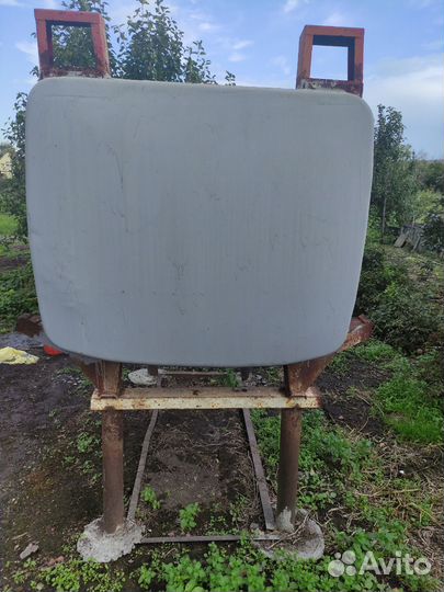 Цистерна,бак для воды