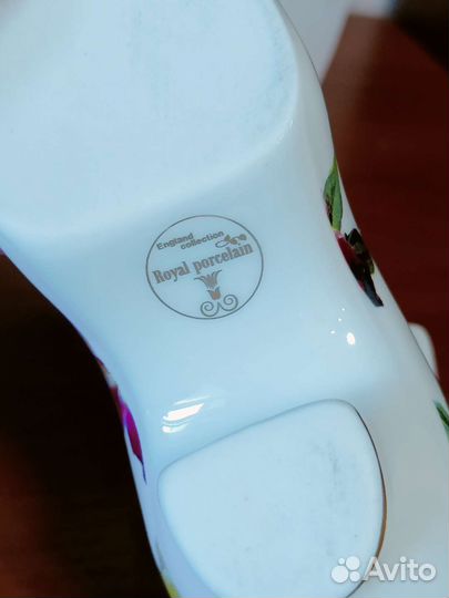 Коллекционная фарфоровая салфетница туфелька