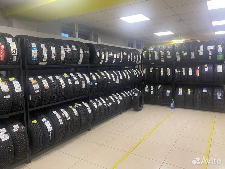 Triangle TR777 225/65 R17 102H