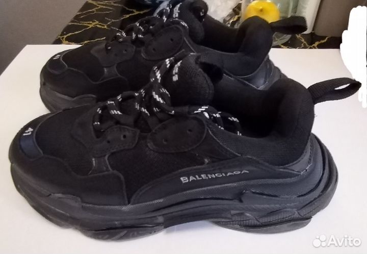 Balenciaga triple s 41 размер