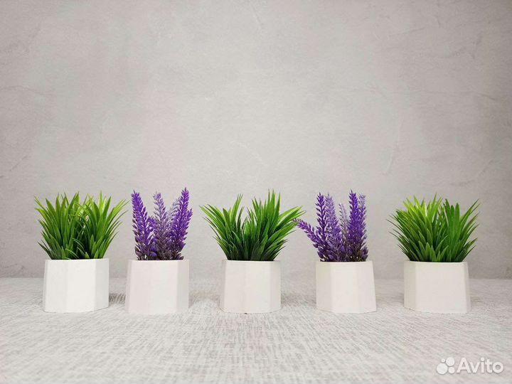 Искуственные цветы в горшочках (мини)