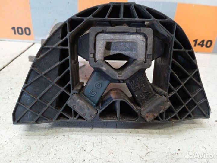 Опора двигателя правая Renault Logan 2 1.6 2016