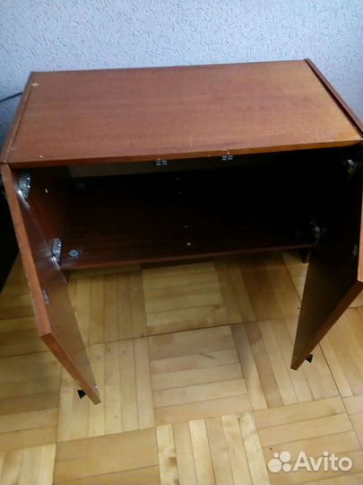 Тумбы под тv или аппаратуру