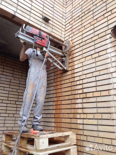 Алмазное бурение отверстий