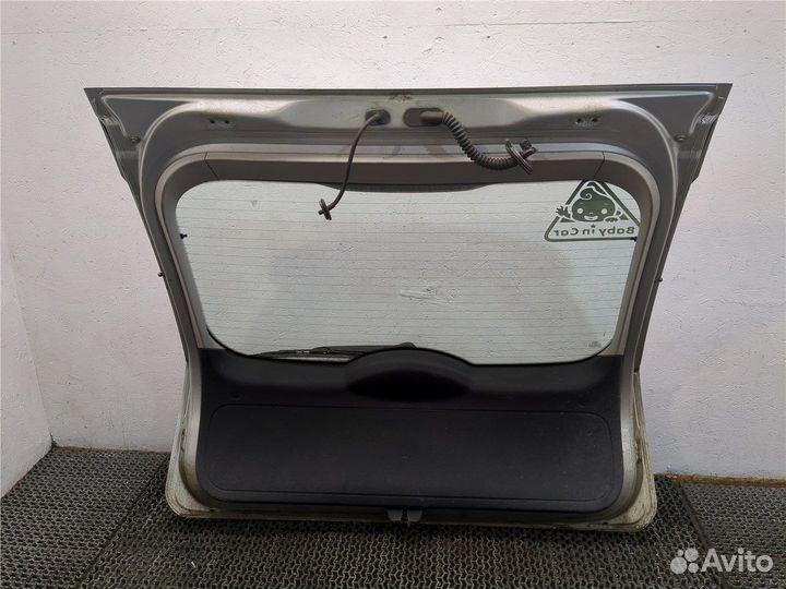 Крышка багажника Ford Focus 2, 2006