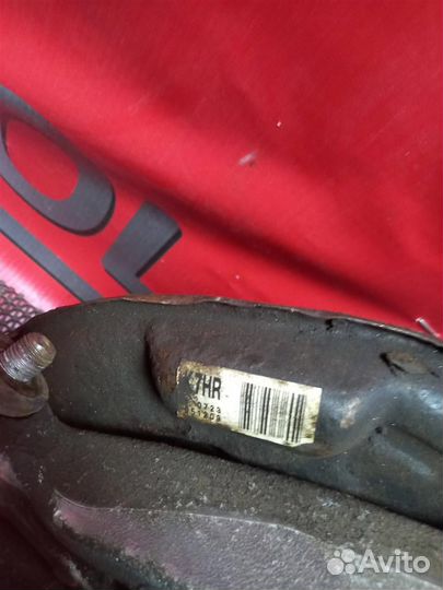 Ступица задняя правая Lexus IS250 GSE20