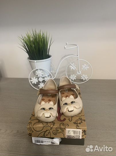 Туфельки mini melissa