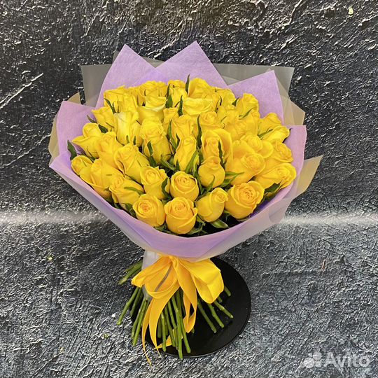 Букет жёлтые мини роз Кения 40см 53 шт