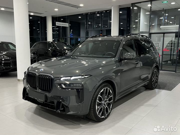 BMW X7 3.0 AT, 2023, 215 км