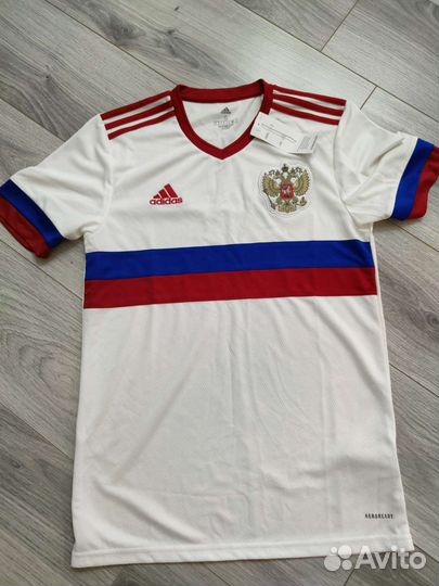 Футбольная форма adidas