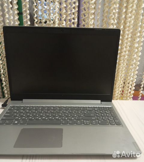 Ноутбук lenovo