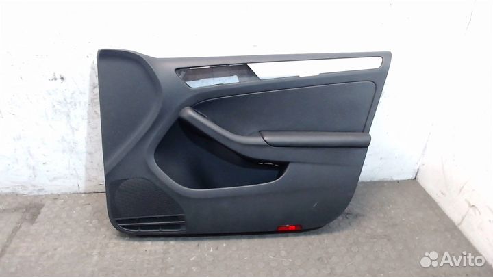 Дверная карта (Обшивка двери) Volkswagen Jetta 6