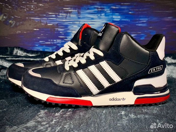 Кроссовки Adidas ZX зима