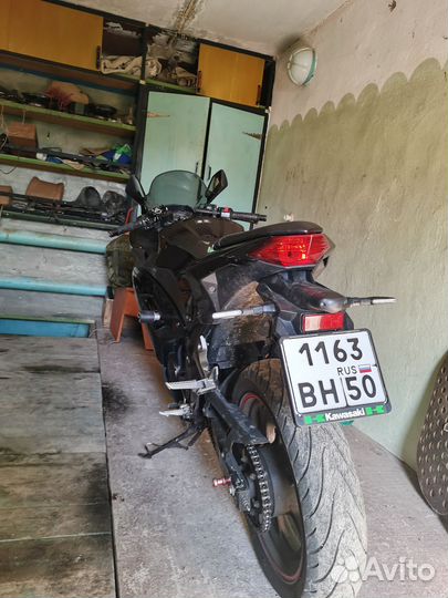 Kawasaki ninja 300