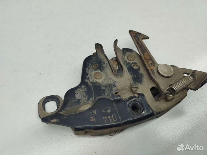 Замок капота Nissan Primera P11 1998 г.в