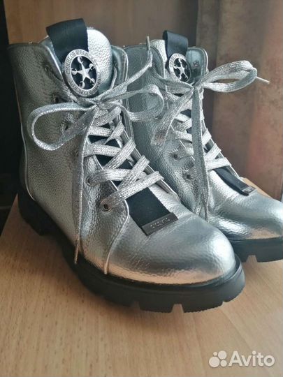 Ботинки для девочки