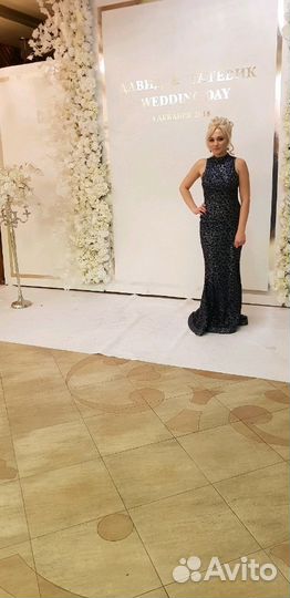 Вечернее платье