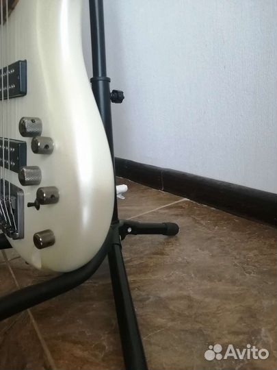 Ibanez SR305E