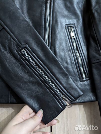 Кожаная куртка mango /Xs - S