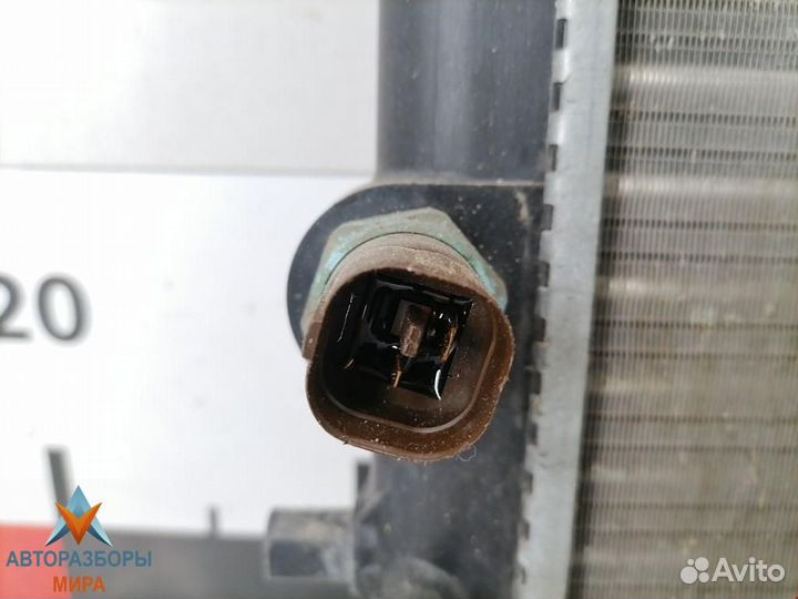 Радиатор (основной) Volkswagen Golf 3 1998