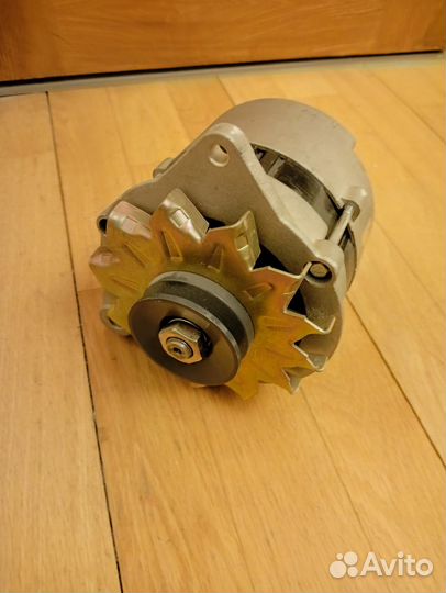 Генератор skoda felicia Vika 047 903 015k