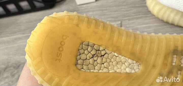 Кроссовки Adidas Yeezy Boost 350 V2 Cream W-e ориг