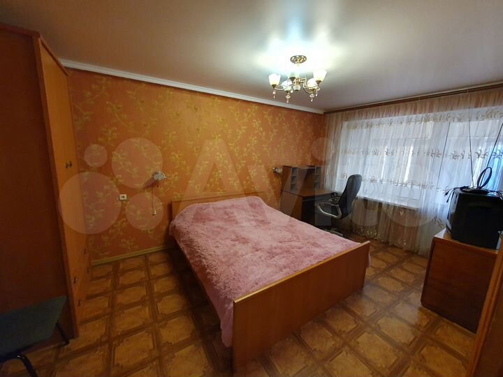 3-к. квартира, 70 м², 3/5 эт.