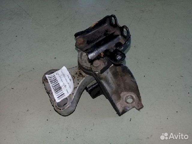 Опора двигателя (подушка двс) левая 50850-SWA-J82