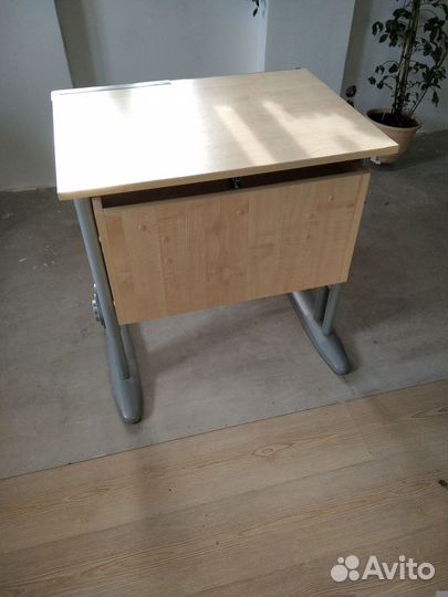 Растущая парта дэми