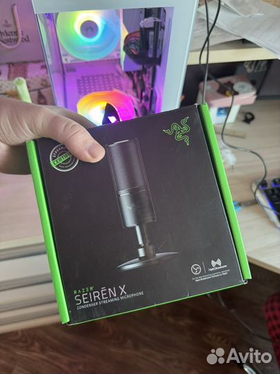 Микрофон razer seiren x