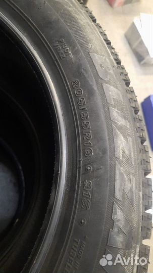 Bridgestone Blizzak VRX 205/55 R16
