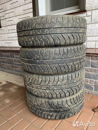 Bridgestone Ice Cruiser 7000