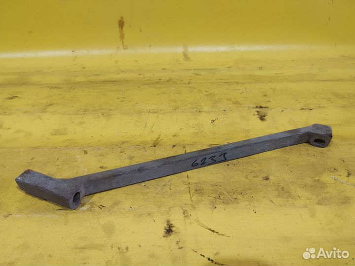 Кронштейн генератора Renault Fluence 2010-2017