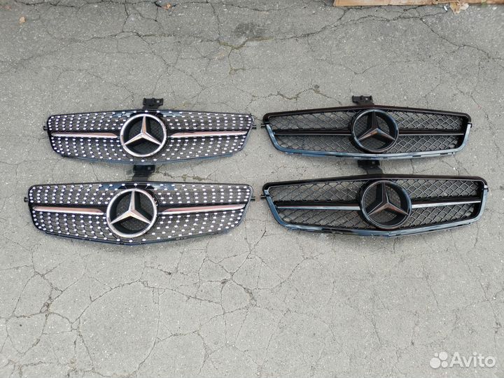 Решетка радиатора mercedes w204