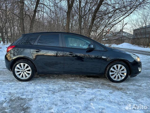 Opel Astra 1.6 AT, 2010, 234 000 км