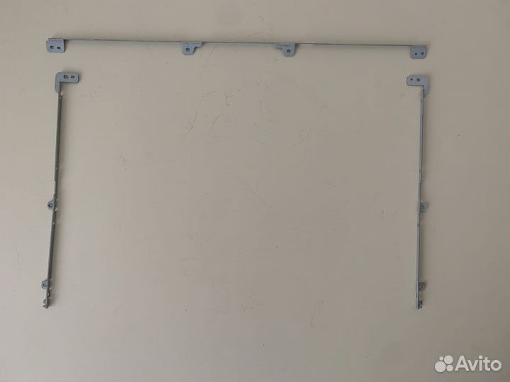 Крепления матрицы ноутбука