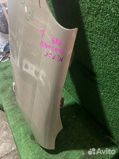 Крыло переднее левое Toyota Funcargo NCP20