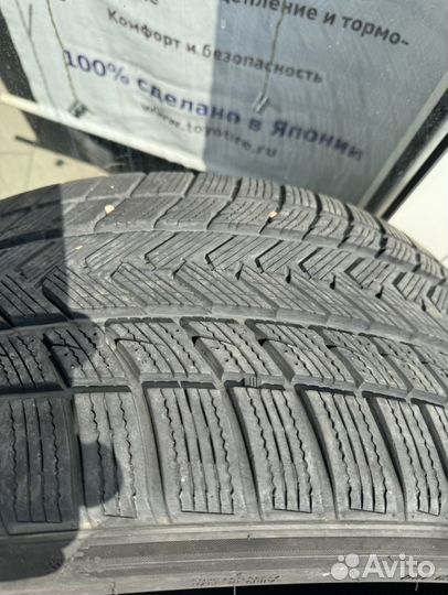 Gripmax SureGrip Pro Winter 275/35 R22 и 315/30 R22 107V